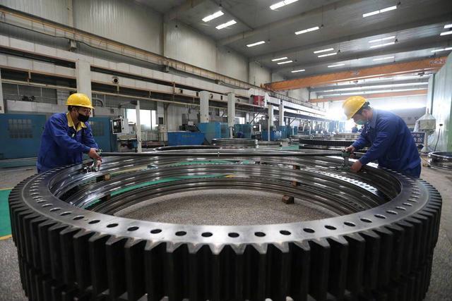 瓦轴集团风电轴承收入激增249%，成新能源领域重要推动力